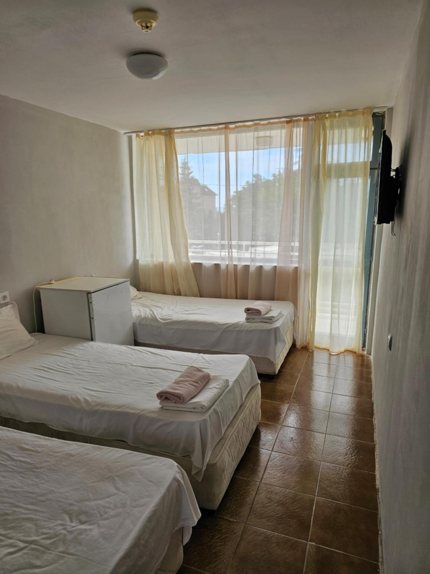 קרנבו Hotel Phoenix מראה חיצוני תמונה