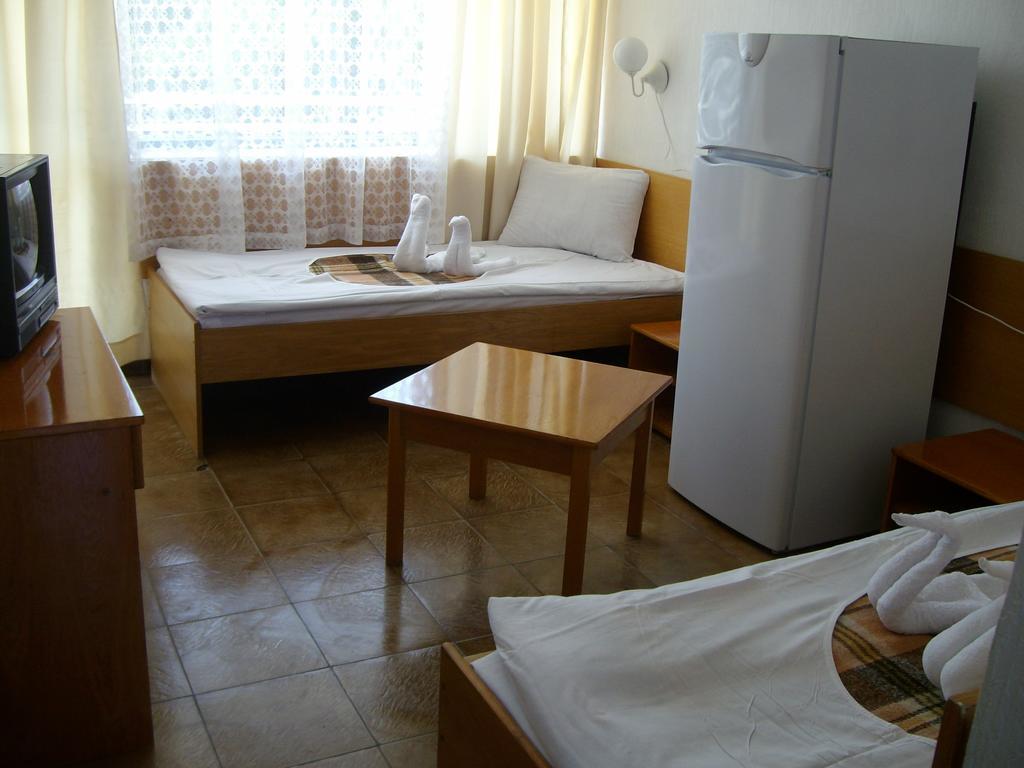 קרנבו Hotel Phoenix מראה חיצוני תמונה